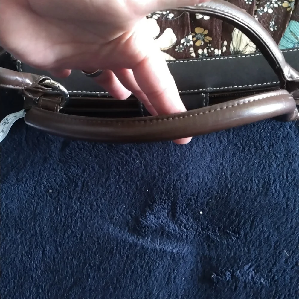 Purse - Picture 6 of 8